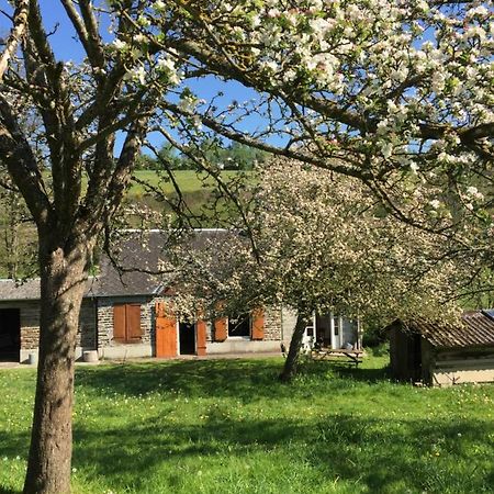 La petite maison O bord de l'eau Bernieres-le-Patry Extérieur photo
