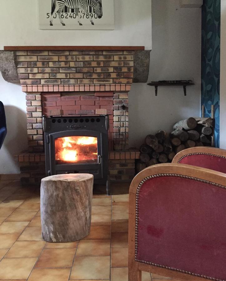 La petite maison O bord de l'eau Bernieres-le-Patry Extérieur photo